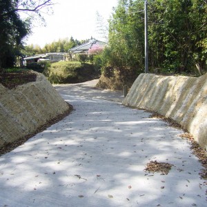 都萬神社道路・駐車場整備工事